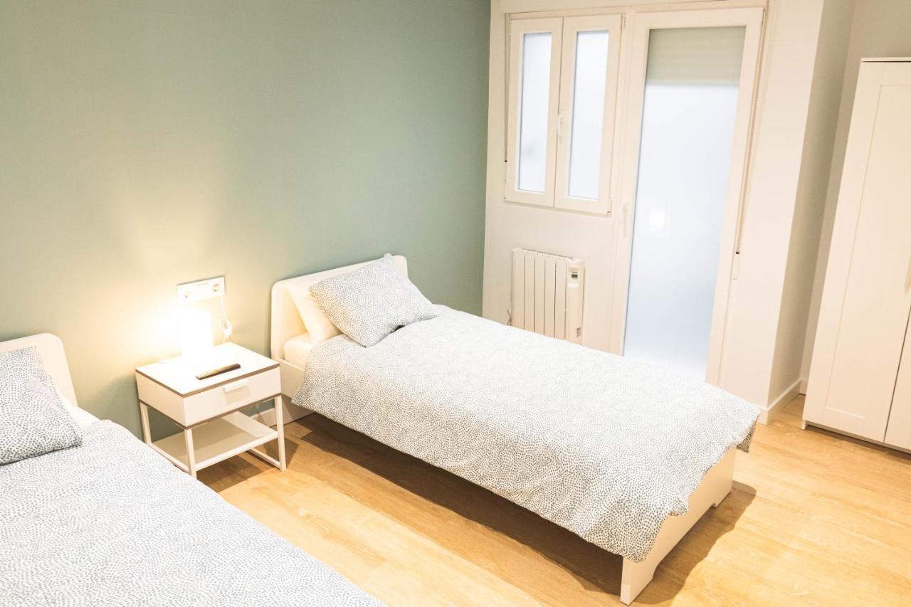 Apartamento Bobes I Gijon Bagian luar foto