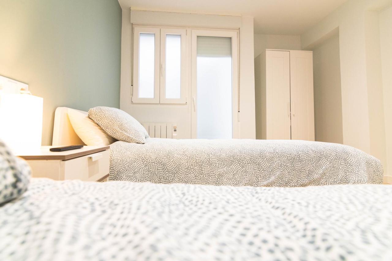 Apartamento Bobes I Gijon Bagian luar foto