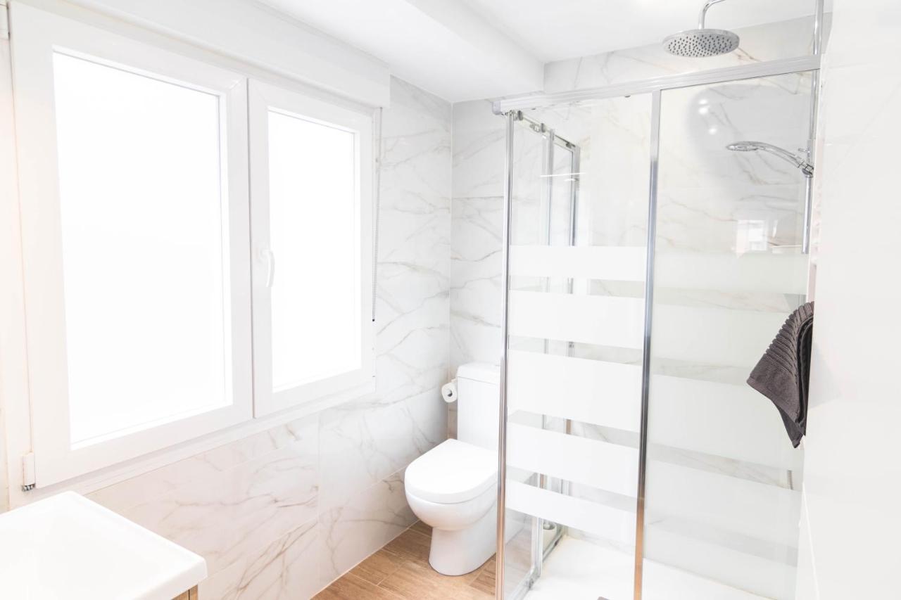 Apartamento Bobes I Gijon Bagian luar foto