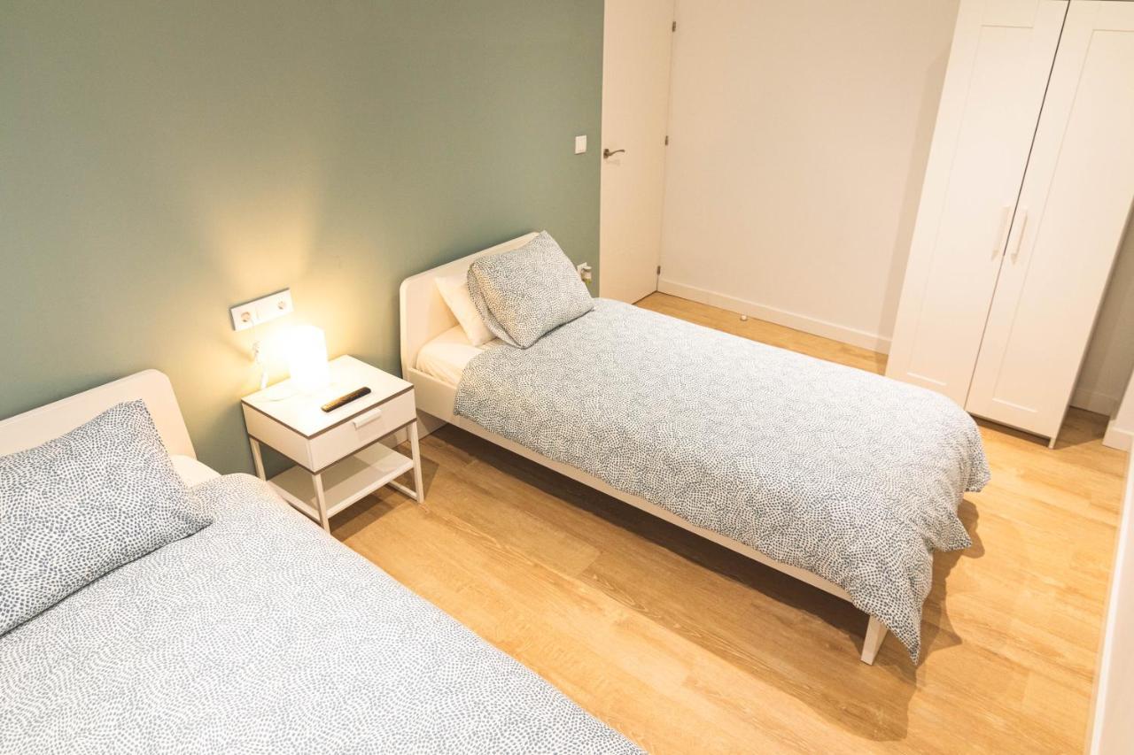 Apartamento Bobes I Gijon Bagian luar foto