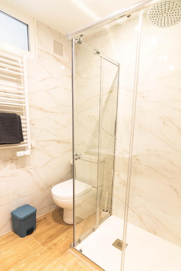 Apartamento Bobes I Gijon Bagian luar foto